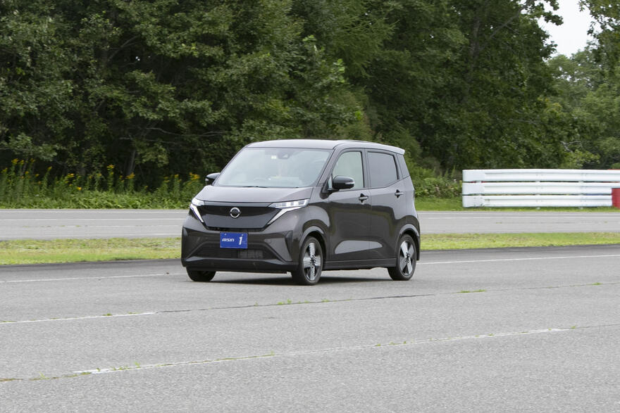 Xin1を搭載した試験車両