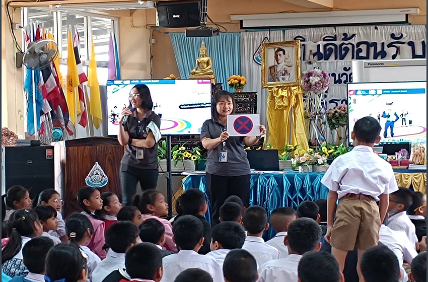 タイでの交通安全教室