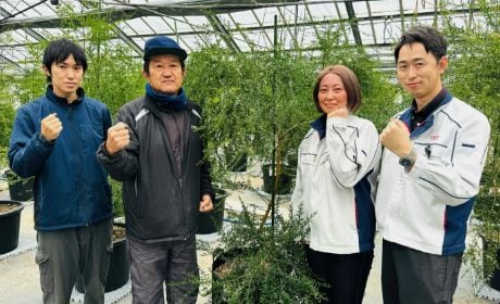 田原農家さんとシーヴイテック社員の写真
