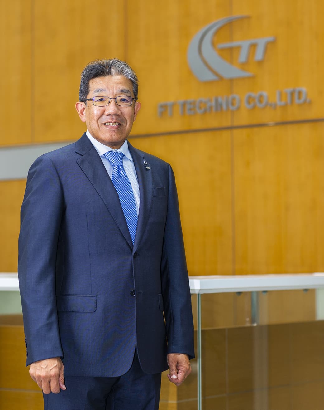 取締役社長 鷹野 哲也