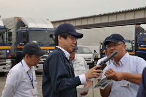 衛星電話の操作方法を確認