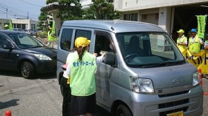 警察署前で安全運転を呼びかけました