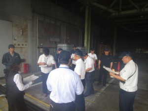 避難状況確認の様子