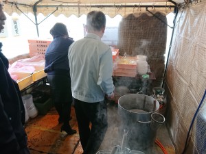 会場に立ち上る湯気