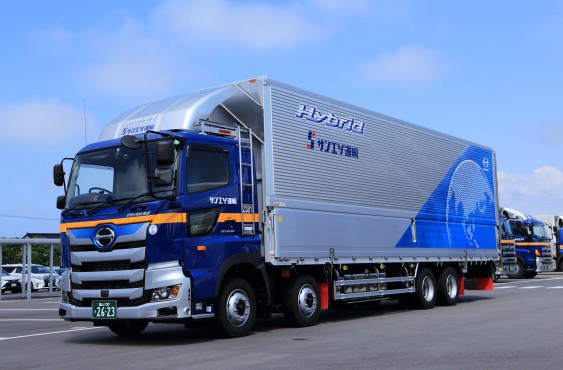 ハイブリッド大型トラック