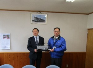 富山日野自動車㈱小林社長とサンエツ運輸㈱社長稲垣