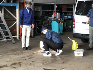 油漏れ対策訓練の様子