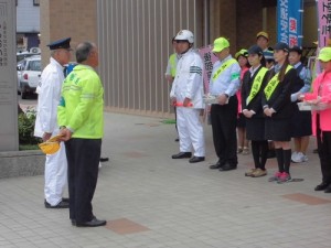 入善町うるおい館前