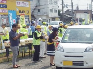 安全運転を呼びかけるセーフティークイーン