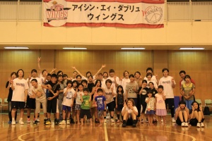 参加者の皆さんと集合写真