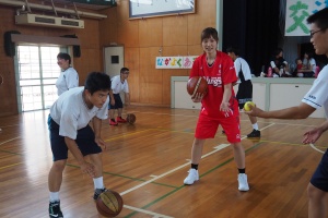 ハンドリングの指導中