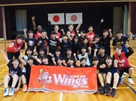参加者全員による集合写真