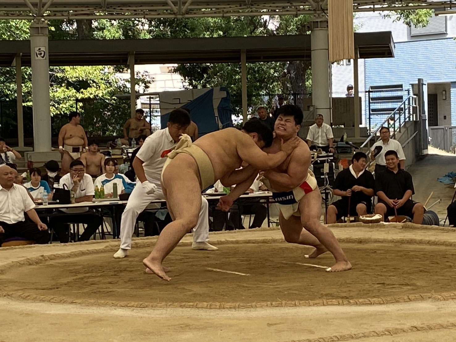 北野選手（右）