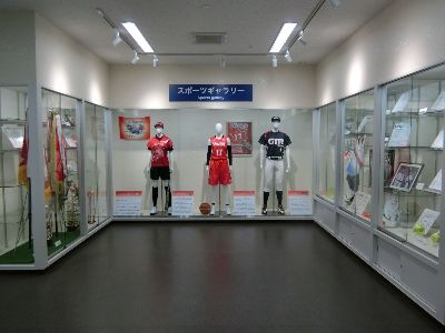 入り口には展示ブースもできました