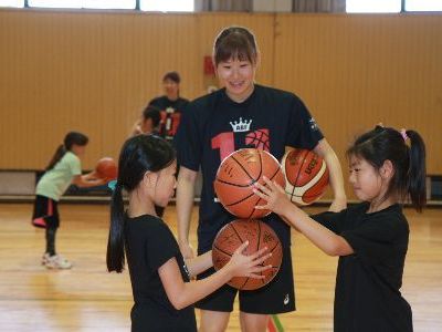 指導中の髙原選手
