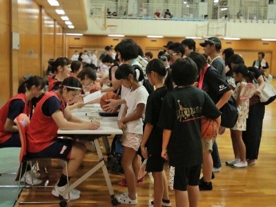 ウィングス サイン会