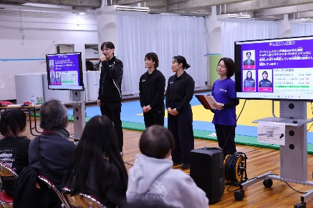 クラブ紹介の様子